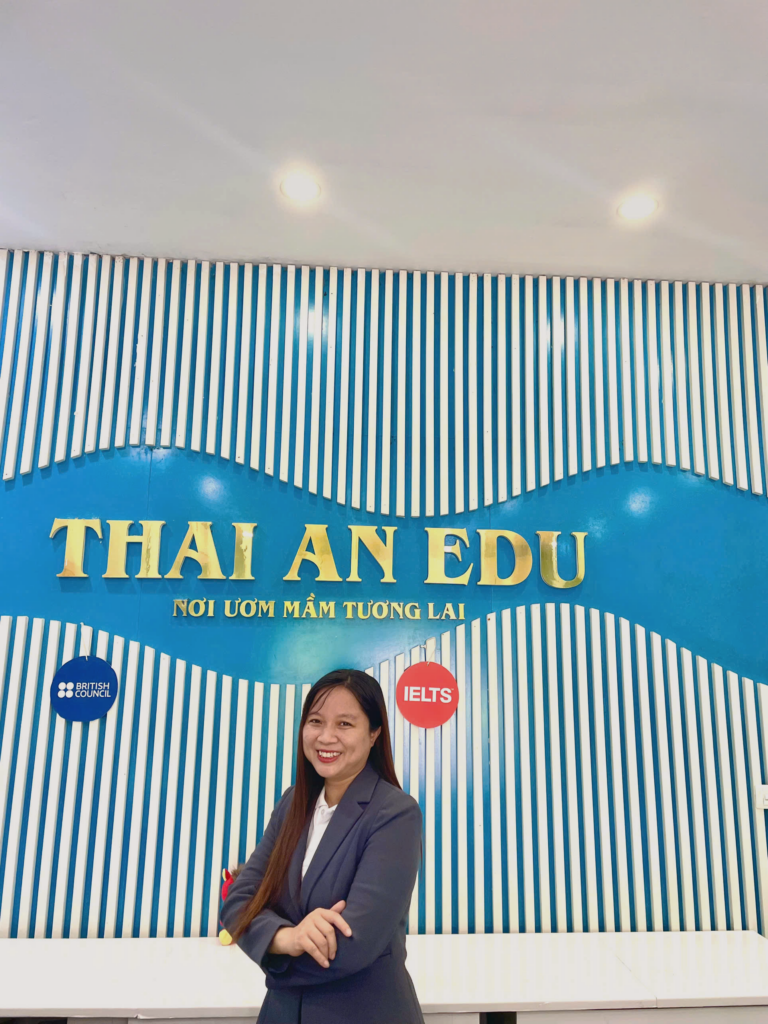 Giáo viên Ms. Lã Thị Yến Linh