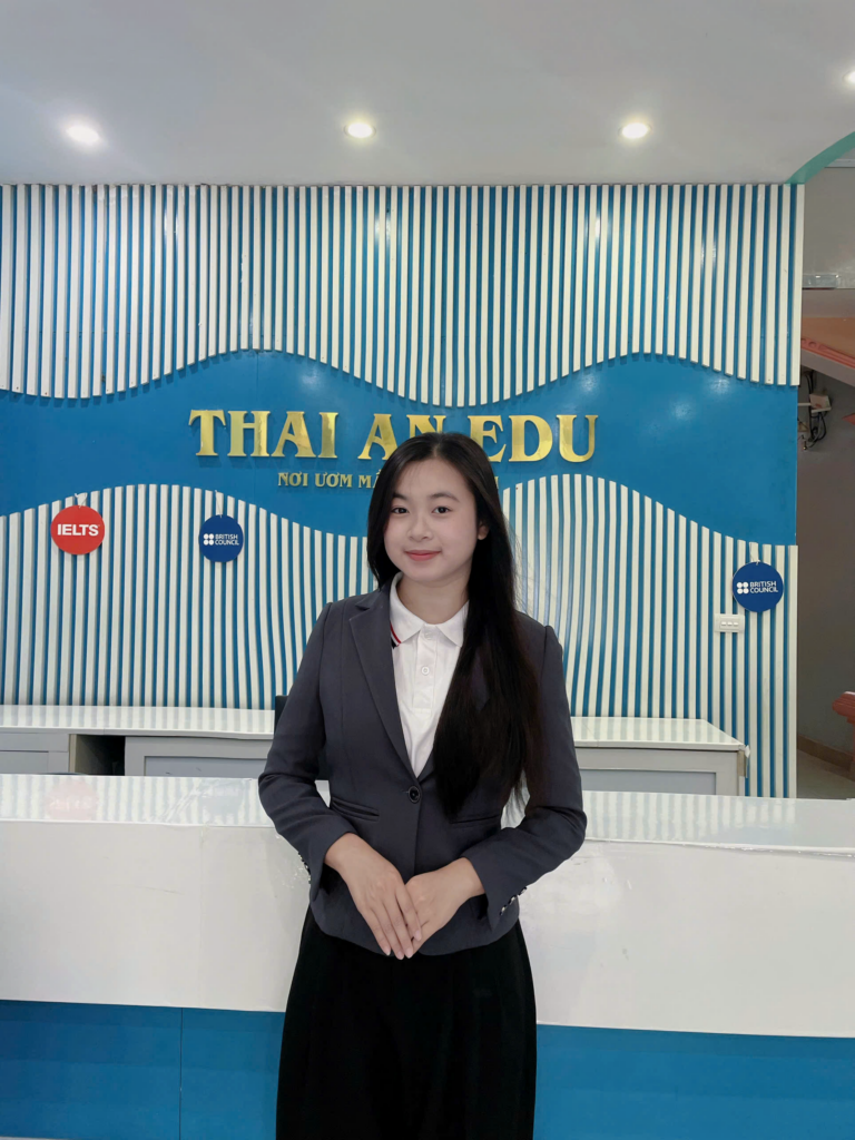 Giáo viên Ms. Trần Thị Thùy Linh